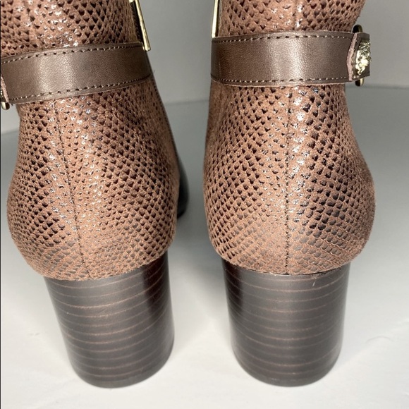 Anne Klein Leather block Heel Ankle 
  Boots Brown Snakeskin texture Sz 9.5 - Picture 6 of 10